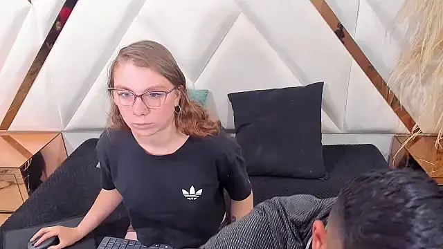 PleasureDuo69 online show from October 16, 8:33 pm