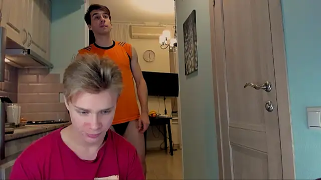 LawrenceMiles online show from October 30, 8:32 pm