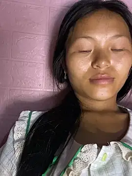 milo bae online show from July 7, 10:12 pm
