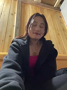 phungtiti online show from February 10, 9:45 am