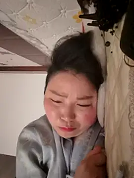 lingling5200 online show from May 22, 2:09 am