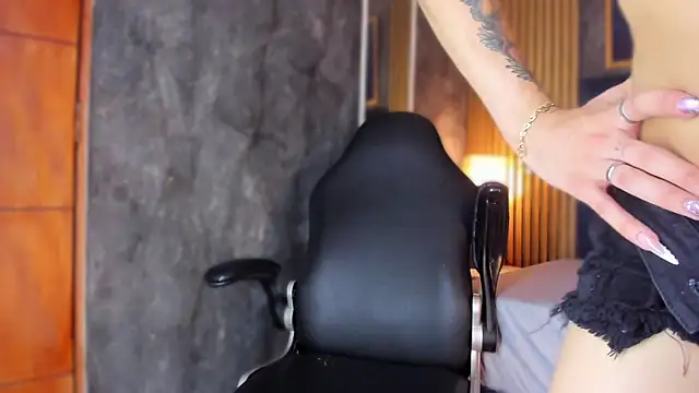 Ballesteros  online show from April 11, 10:30 am