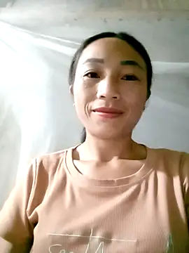 lucybaby00 online show from September 23, 8:18 pm