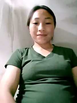 lucybaby00 online show from April 5, 2:05 pm