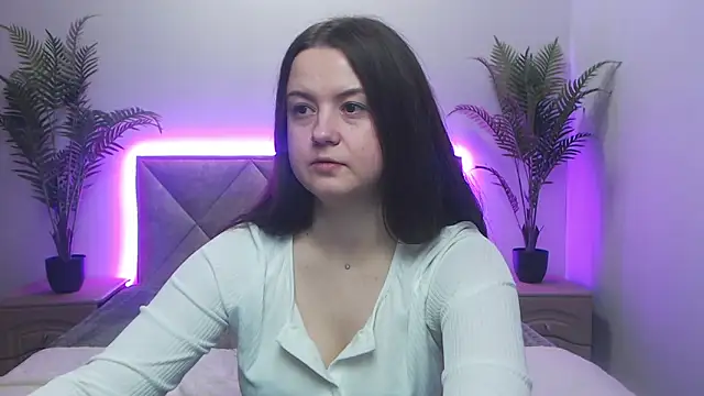 MavkaCute online show from November 10, 8:15 pm