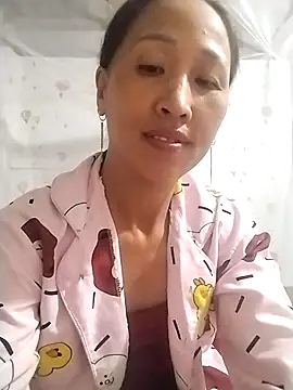 cute love00 online show from October 9, 11:20 pm