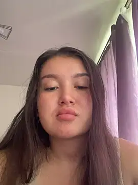 LexeeLuv online show from June 9, 10:36 am