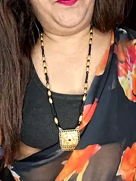 indian-hotmilfs online show from March 14, 4:19 pm