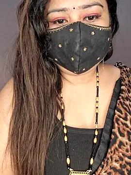 indian-hotmilfs online show from March 26, 7:59 pm