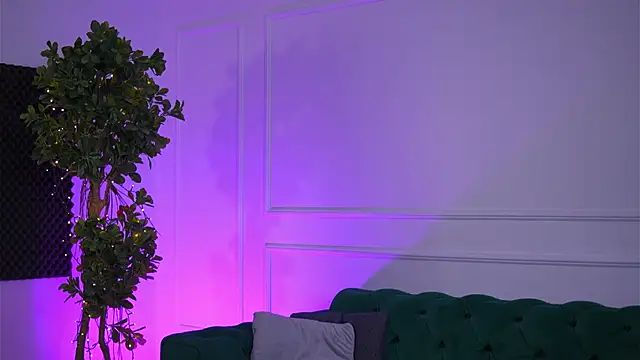 SiennaRuh online show from April 23, 12:29 pm