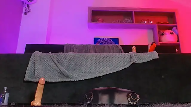 SugarStardust online show from November 26, 11:00 am