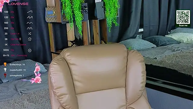 exxxcore  online show from October 13, 12:52 pm