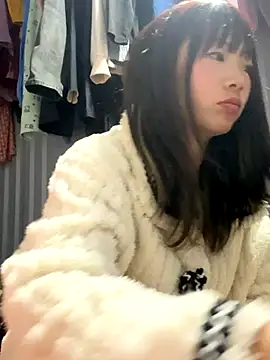 AAANINE22 online show from December 1, 1:03 pm