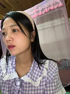 thaoyeuuu online show from October 27, 12:44 pm