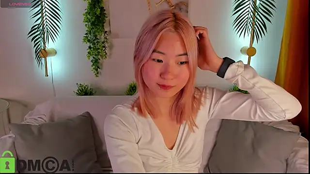 Aisi 18 online show from October 20, 9:12 am