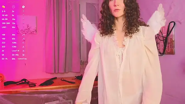 laracroftmansion online show from October 29, 7:16 pm