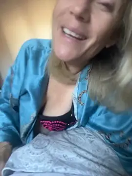 MissMolly 4U online show from October 6, 8:09 am