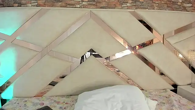 Valery Brand online show from November 28, 1:58 pm