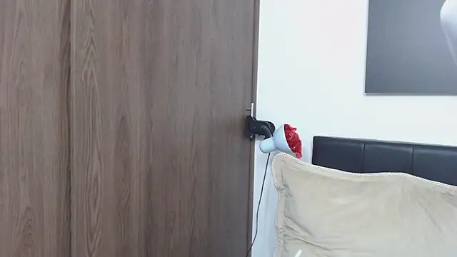 NicoletBlossom online show from March 10, 7:51 pm