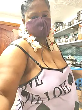 bakyasree143 online show from February 9, 9:28 pm