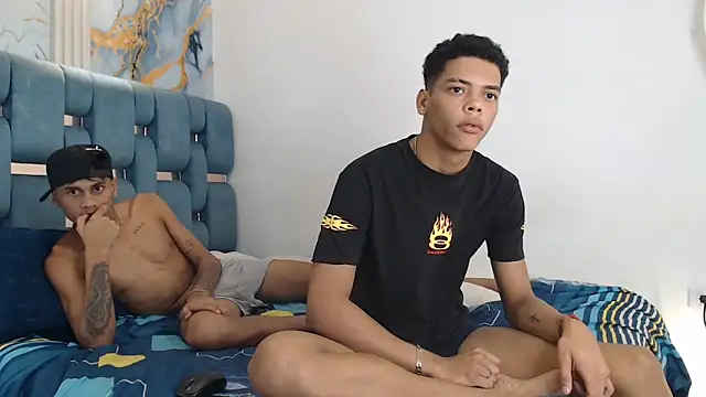 PRETTY FEM online show from February 21, 6:36 am