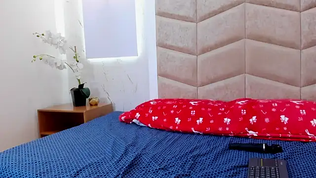 JanexHope online show from December 15, 8:36 pm