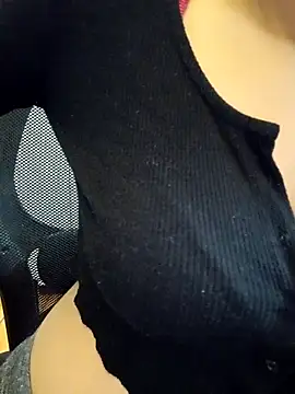 Deepa devi69 online show from September 12, 9:00 pm