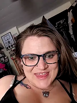 Jessieb902020 online show from February 4, 8:01 pm