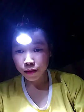 Ngocmi909 online show from February 18, 1:21 pm