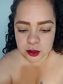 Snapshot of Miss_Adriana01 chatting on October 28, 8:03 pm Miss Adriana01 online show from October 28, 8:03 pm