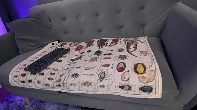 flower smith  online show from March 1, 2:06 pm