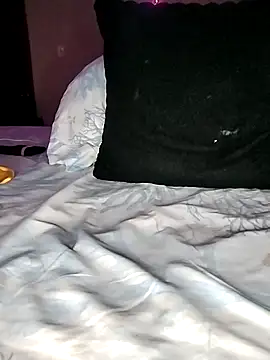 PinkSkyyy online show from December 20, 4:27 am