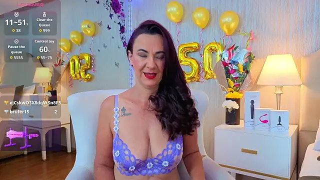 ScarleetJonson online show from February 5, 8:34 pm