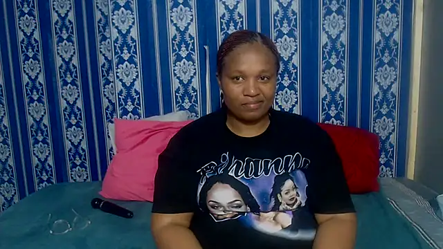 JUICEYLIPS333 online show from December 17, 11:14 am