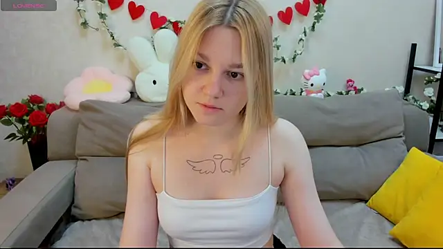 Sylvia Ortiz online show from March 10, 12:58 am