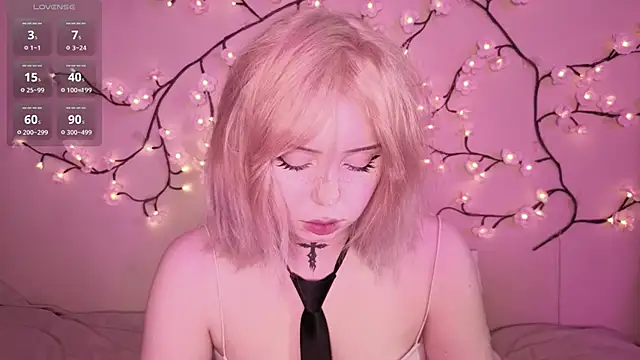 RileyVice online show from April 17, 8:16 am