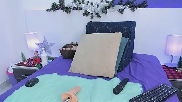 EvelynFoxx- online show from December 20, 8:02 pm