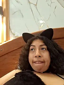 Syndel23 online show from April 10, 8:59 pm