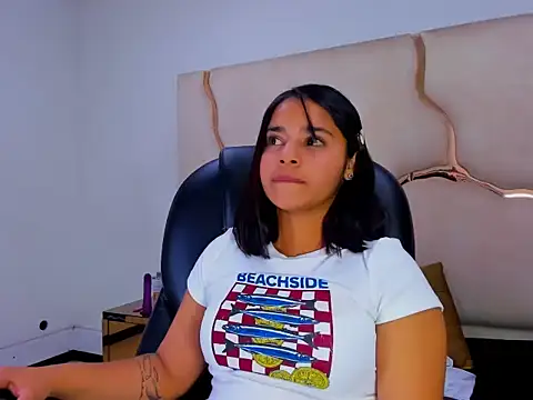 ScarletDoll online show from November 8, 6:07 am