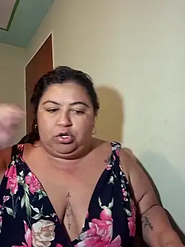 curvy diva  online show from March 27, 9:54 am