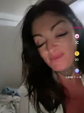 IrishmilfAnna online show from May 16, 8:08 pm