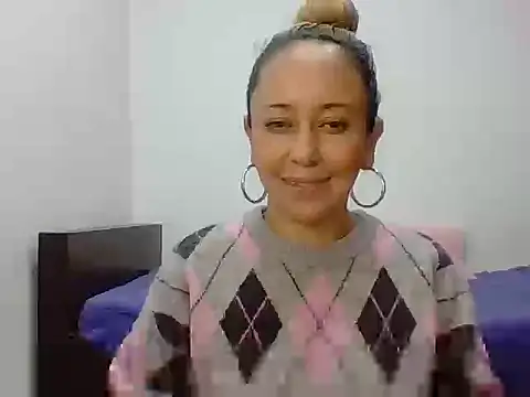 Snapshot of leah_susman chatting on September 23, 1:48 am leah susman online show from September 23, 1:48 am