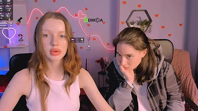 khloebeauty online show from March 15, 8:11 pm