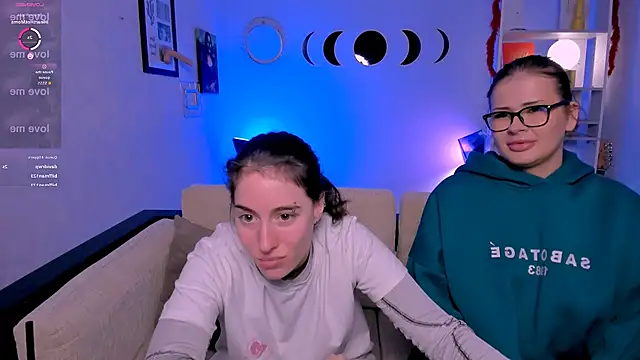 khloebeauty online show from February 3, 2:53 am