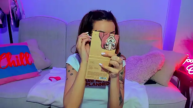 JessicaSky  online show from February 3, 8:34 pm