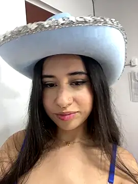 Snapshot of nina_vixen chatting on October 17, 8:56 pm nina vixen online show from October 17, 8:56 pm
