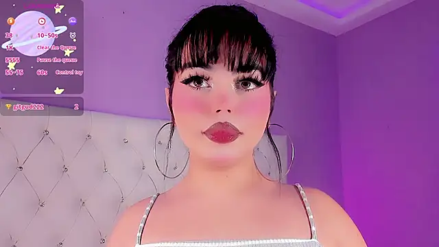 DaniielaV online show from February 7, 1:59 pm