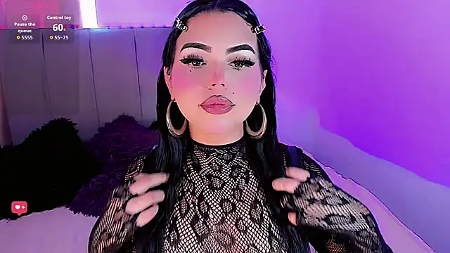 DaniielaV online show from April 4, 6:51 pm