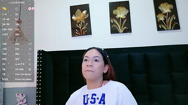 mamaneedsfun online show from October 24, 1:07 pm