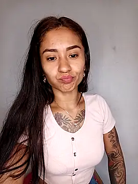 Liahdiaz  online show from November 14, 3:56 pm